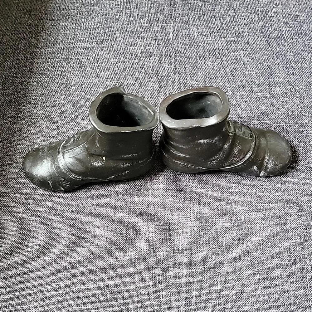 2/$8 Resin Baby Shoes - Picture 3 of 7